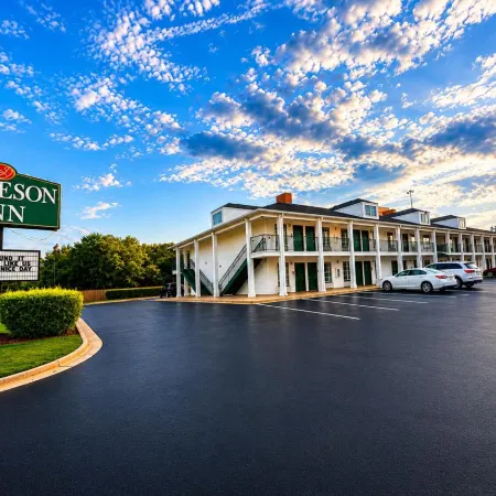 Jameson Inn - Perry Отели в г. Перри