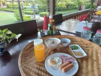 Scent of Sukhothai Resort - sarapan