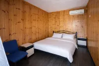The Pomegranate Courtyard - Inns