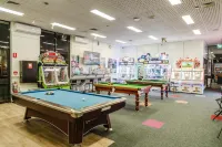 The Reserve Hotel - Hostels