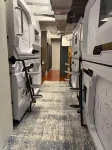 ERG Capsule Inn - ที่มีอ่างอาบน้ำ