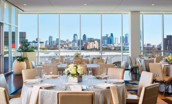 Renaissance Dallas Hotel