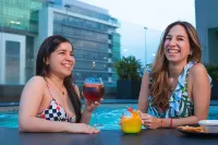 Holiday Inn GUAYAQUIL AIRPORT by IHG - piscina