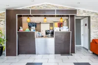 Super 8 by Wyndham Monroe