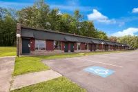 Travelodge by Wyndham Emlenton Hotels in Venango County