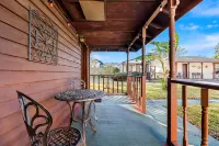 Travelodge by Wyndham Hotel & Cottages St Augustine/Historic Hotels in Vilano Beach