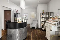 Home Inn & Suites - Swift Current - spa