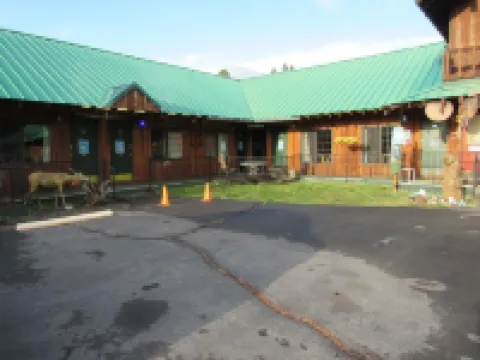 The Woodsman Country Lodge Hotels in Crescent