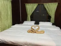 Baan MaiKhiangPhu Wang Nam Khiao