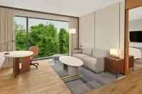 Courtyard by Marriott Pyeongtaek - parking