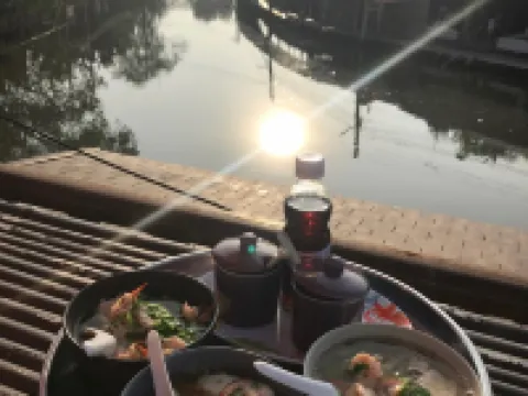 バーンピトゥマーター アムパワー アムパワーのホテル