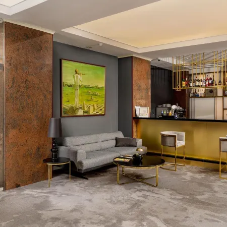 Crystal Palace Hotel