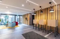 Serways Hotel Hösel Ost - Parkplatz