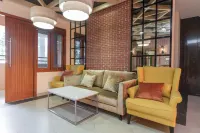 RedDoorz Plus @ CBD Bintaro