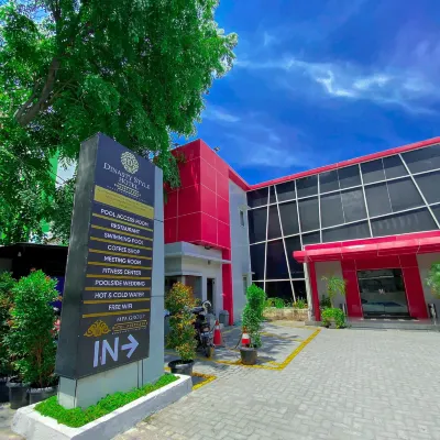 Dinasty Smart Hotel Hotels in Kestalan