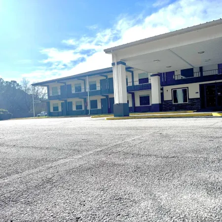 Days Inn by Wyndham Lavonia
