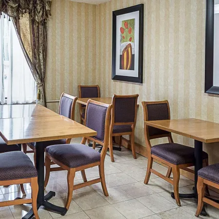 Comfort Inn Petersburg Fort Lee Area