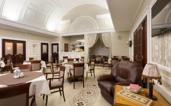 ТрансОтель Отели рядом с достопримечательностью «Ural Ryibni Conserva im. M.P.Musorskogo»