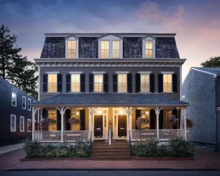 Flag House Inn Hotels in 