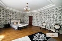 La Villa Park Hotel