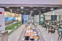 Avari Xpress Gulberg - breakfast