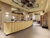 Conscious Hotel Oudegracht Hotels near Zuid