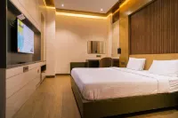 Symphony Inn