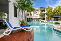 Meridian at Port Douglas - sul mare