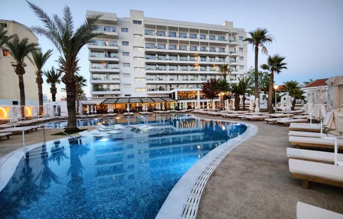 Bohemian Gardens Hotel