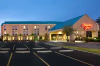 Hampton Inn Slidell Hotels near Tammany Trace Bike Trail - East End