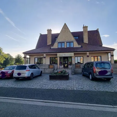 Hotel Westendia Inclusief Parking and Top Breakfast !