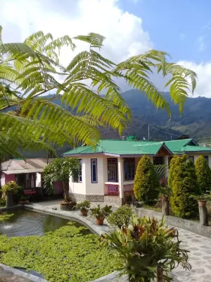 Vamoose Jharna Tabakoshi Hotels near Mirik