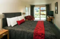Wai Ora Lakeside Spa Resort Hotels in Lake Okataina