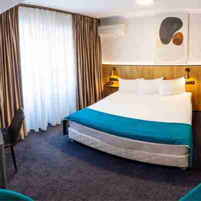 Inturist Hotel Rooms