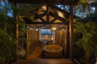 라리사 비치 리조트