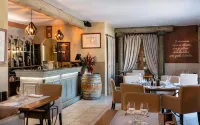 Mas de La Senancole Hotels in Ménerbes