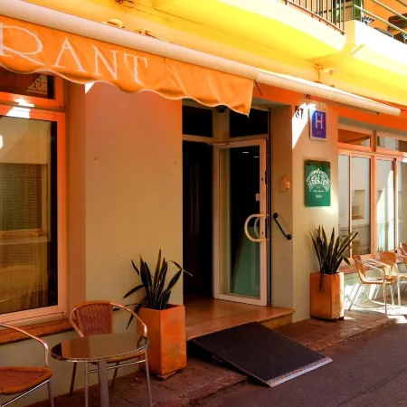 Hostal Rom Familiar