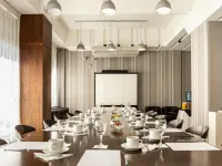 Sarum Hotel Design Hotels near Coghlan Station