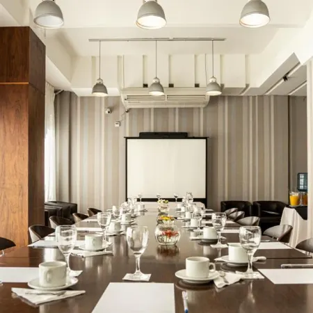 Sarum Hotel Design Отели рядом с достопримечательностью «Национальный центр спорта высших достижений»