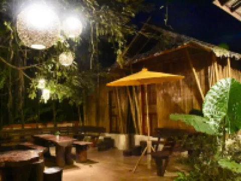 บ้านไร่ใจแจ่ม/Ban Rai Jai Chaem-Spa Cafe & Homestay โรงแรมในอำเภอ แม่แจ่ม