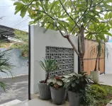 Unit Plumeria by Pekalongan Homestay Hotel dekat Hijrah store bener