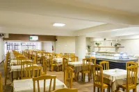 Hotel Financial - sarapan