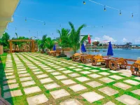 Cris Del Mar Resort Hotels in Bolinao