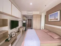 Apartement Springwood by LiviRooms Tangerang Hoteles en Pinang