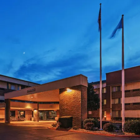 Clarion Pointe OKC Airport