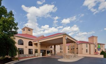 Wingate by Wyndham Waynesboro