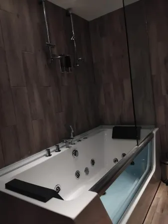 Paskunji Residence Отели рядом с достопримечательностью «Памятник  Церетели и Чавчавадзе»