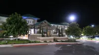 Holiday Inn Express & Suites ELK GROVE CENTRAL - HWY 99 by IHG