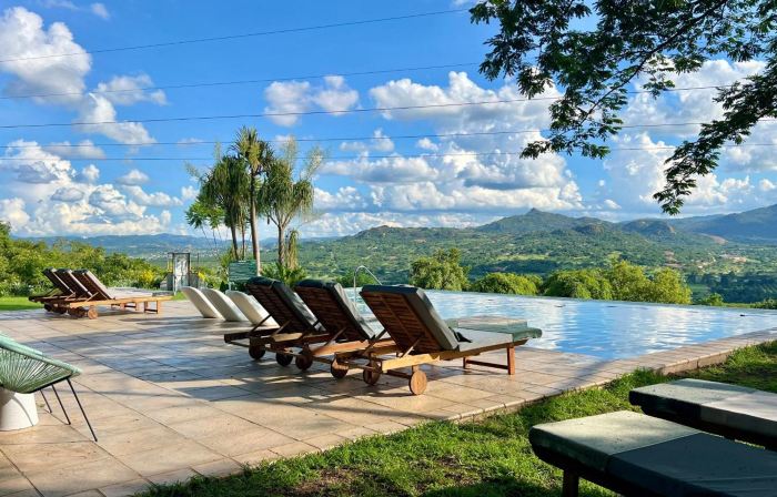 LoerieRoep Estate - Mountainview Selfcatering Accommodation Nelspruit