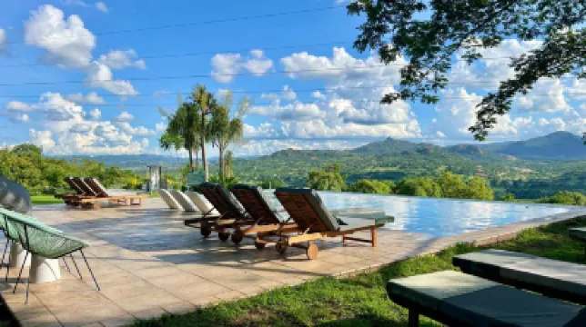 LoerieRoep Estate - Mountainview Selfcatering Accommodation Nelspruit Hotels in 